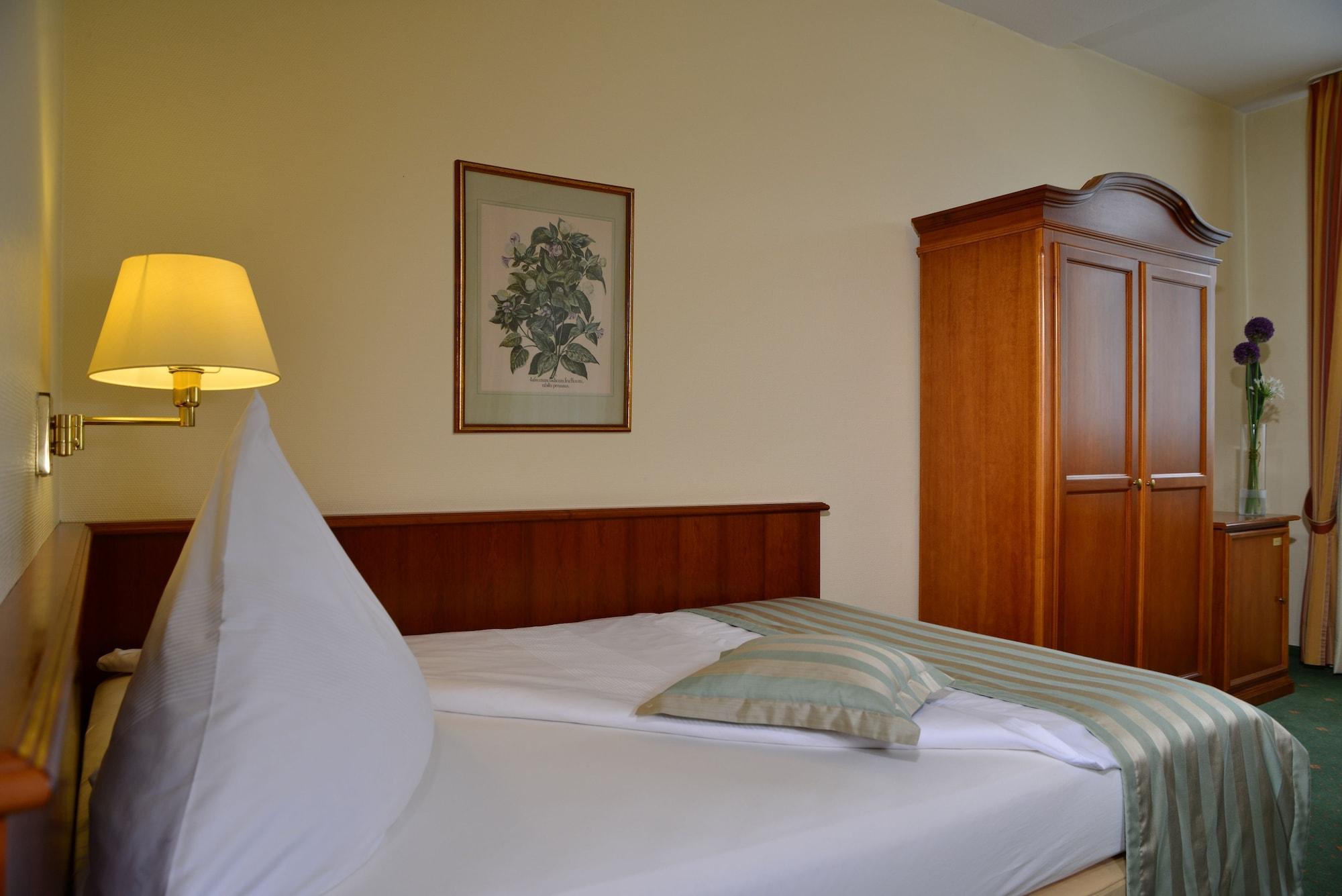 City Partner Hotel Hollaender Hof Heidelberg Exterior foto